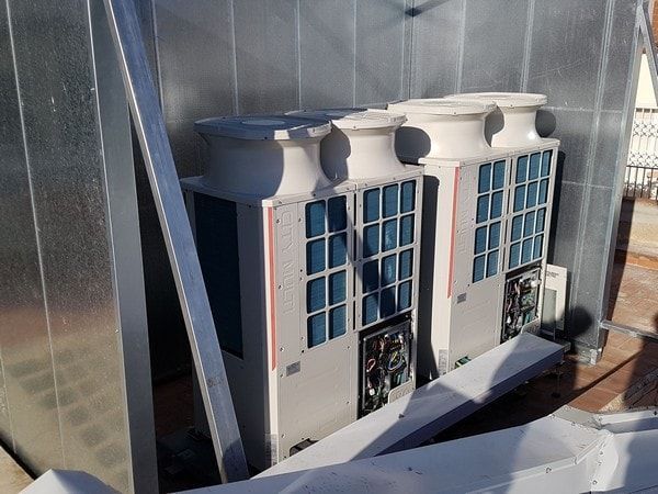 Climatización oficina bancaria ST Badalona